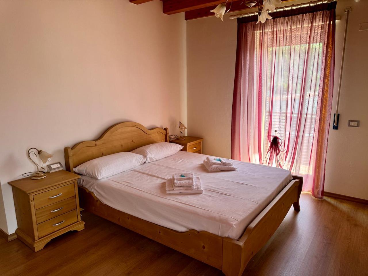 Ai Fol 6 - Stazione E Centro Apartman Feltre Kültér fotó