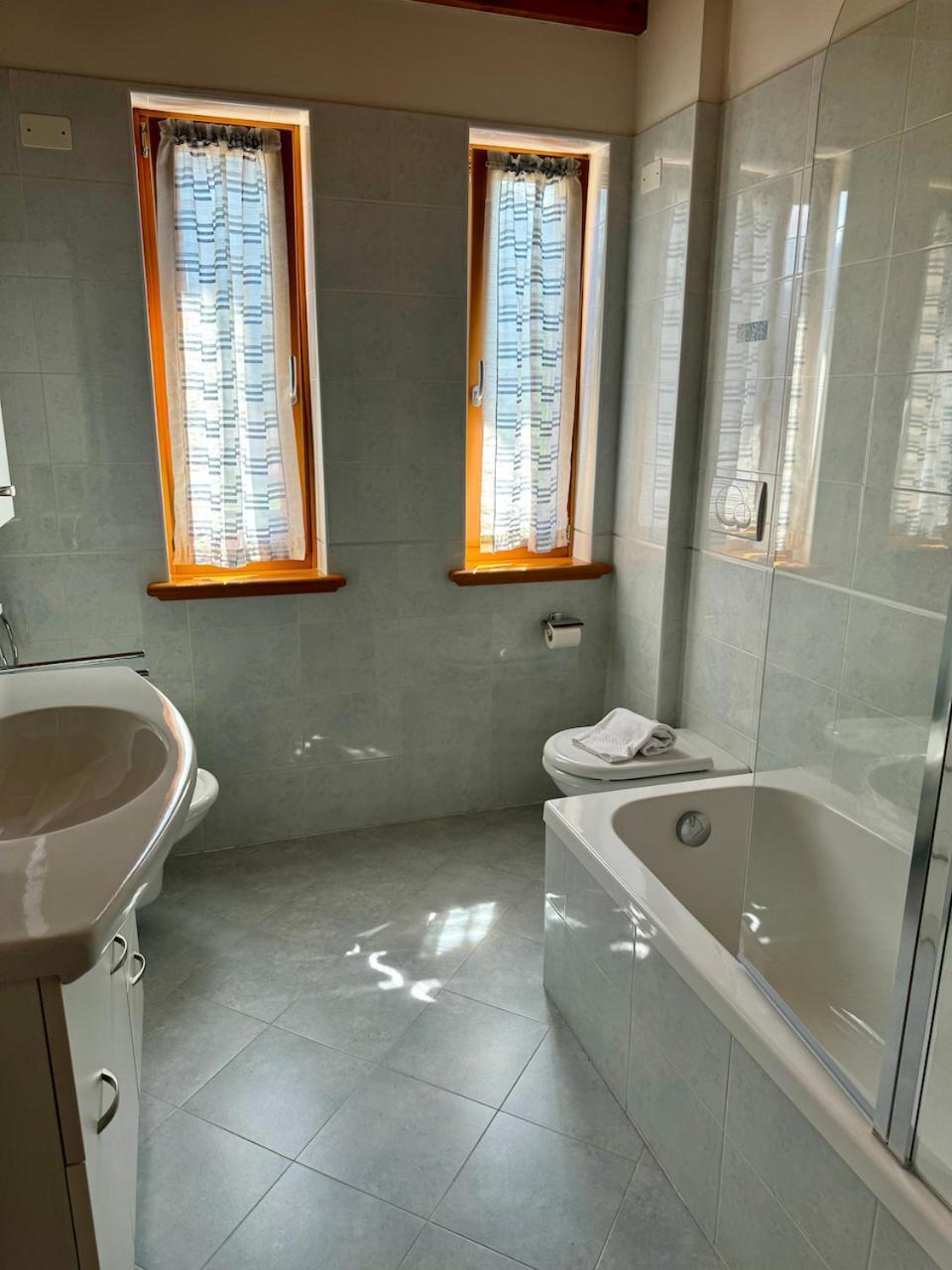 Ai Fol 6 - Stazione E Centro Apartman Feltre Kültér fotó