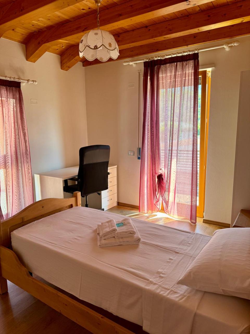 Ai Fol 6 - Stazione E Centro Apartman Feltre Kültér fotó